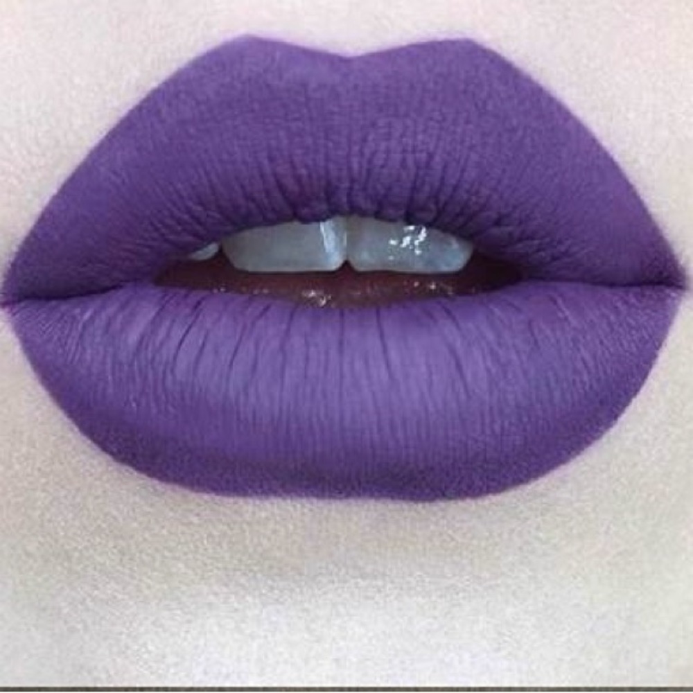 Kat Von D KVD Everlasting liquid lipstick AYESHA